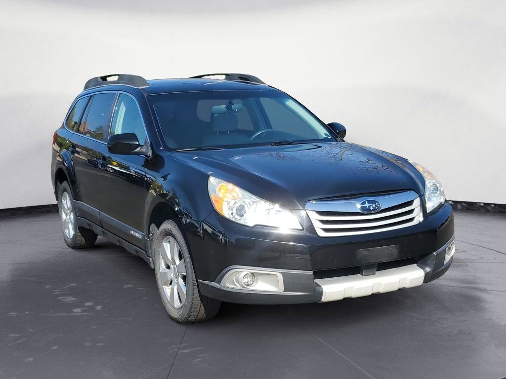 Used 2011 Subaru Outback 2.5i Limited AWD/4WD image 2
