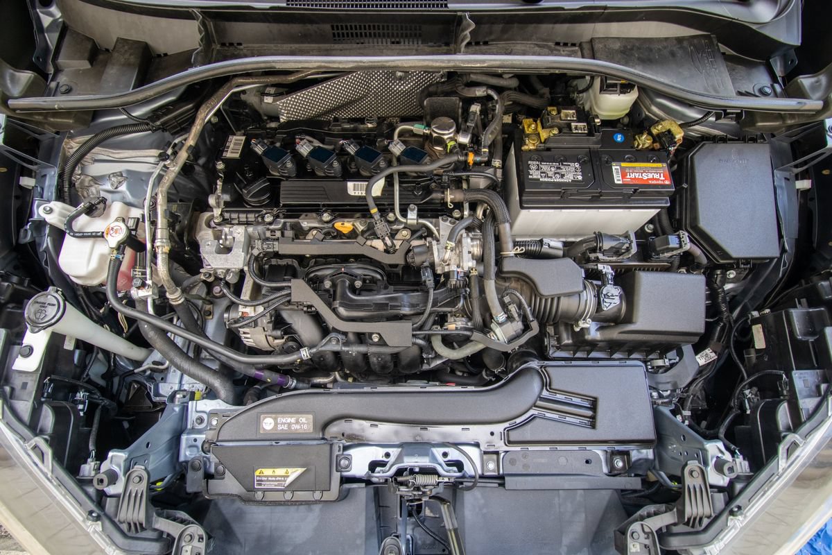 Used 2022 Toyota Corolla Cross L FWD image 38