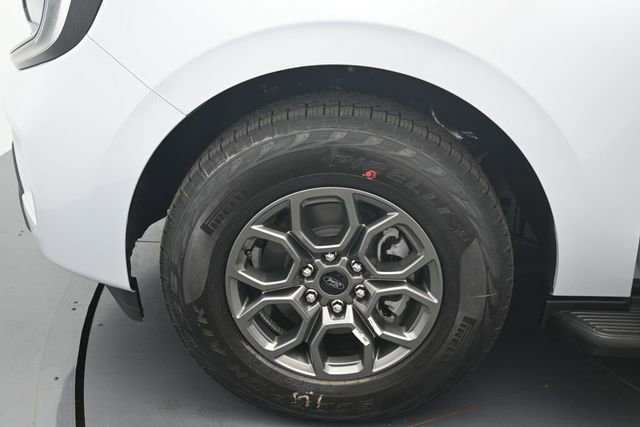 New 2026 Ford Expedition Active AWD/4WD image 9