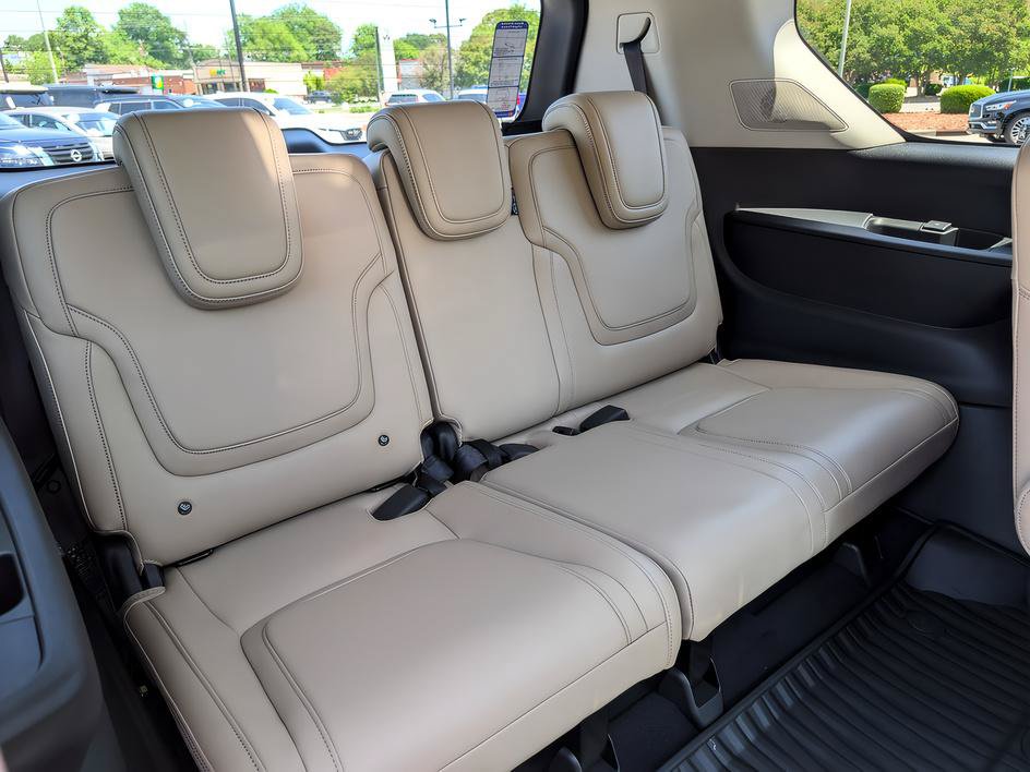Certified 2026 INFINITI QX80 Pure w/ Cargo Package AWD/4WD image 22