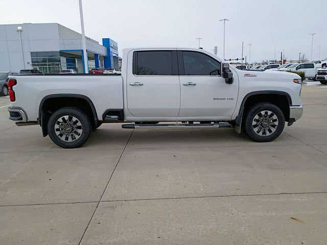 Used 2024 Chevrolet Silverado 2500 LTZ w/ LTZ Convenience Package image 15