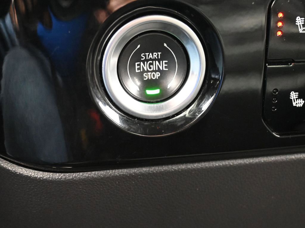 Used 2023 Chevrolet Silverado 1500 LT image 25