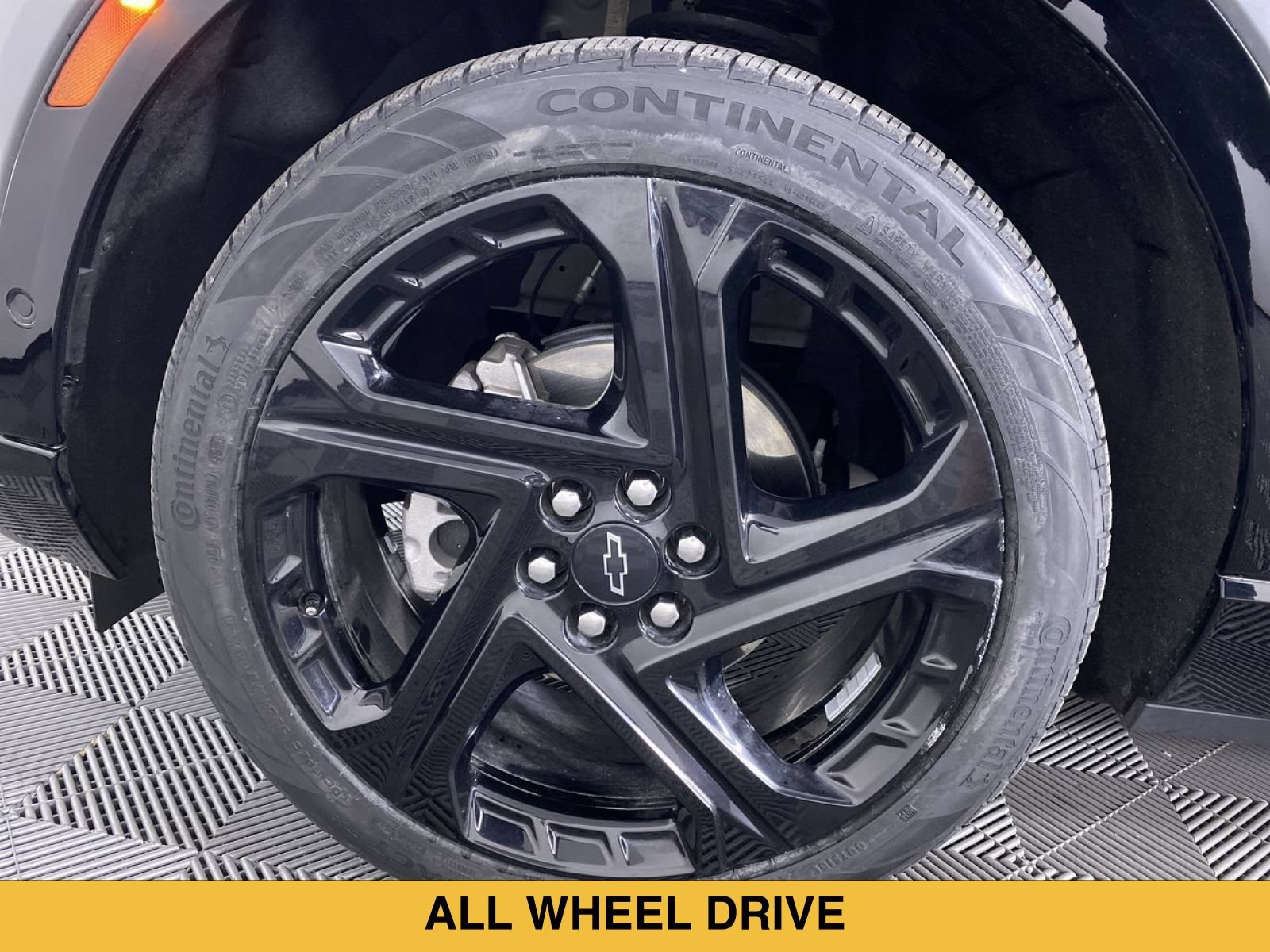 Certified 2024 Chevrolet Equinox EV RS AWD/4WD image 14