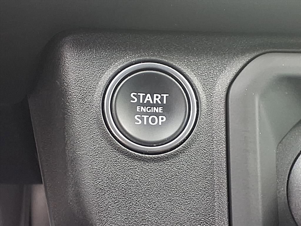 Used 2024 Land Rover Defender 130 X image 5