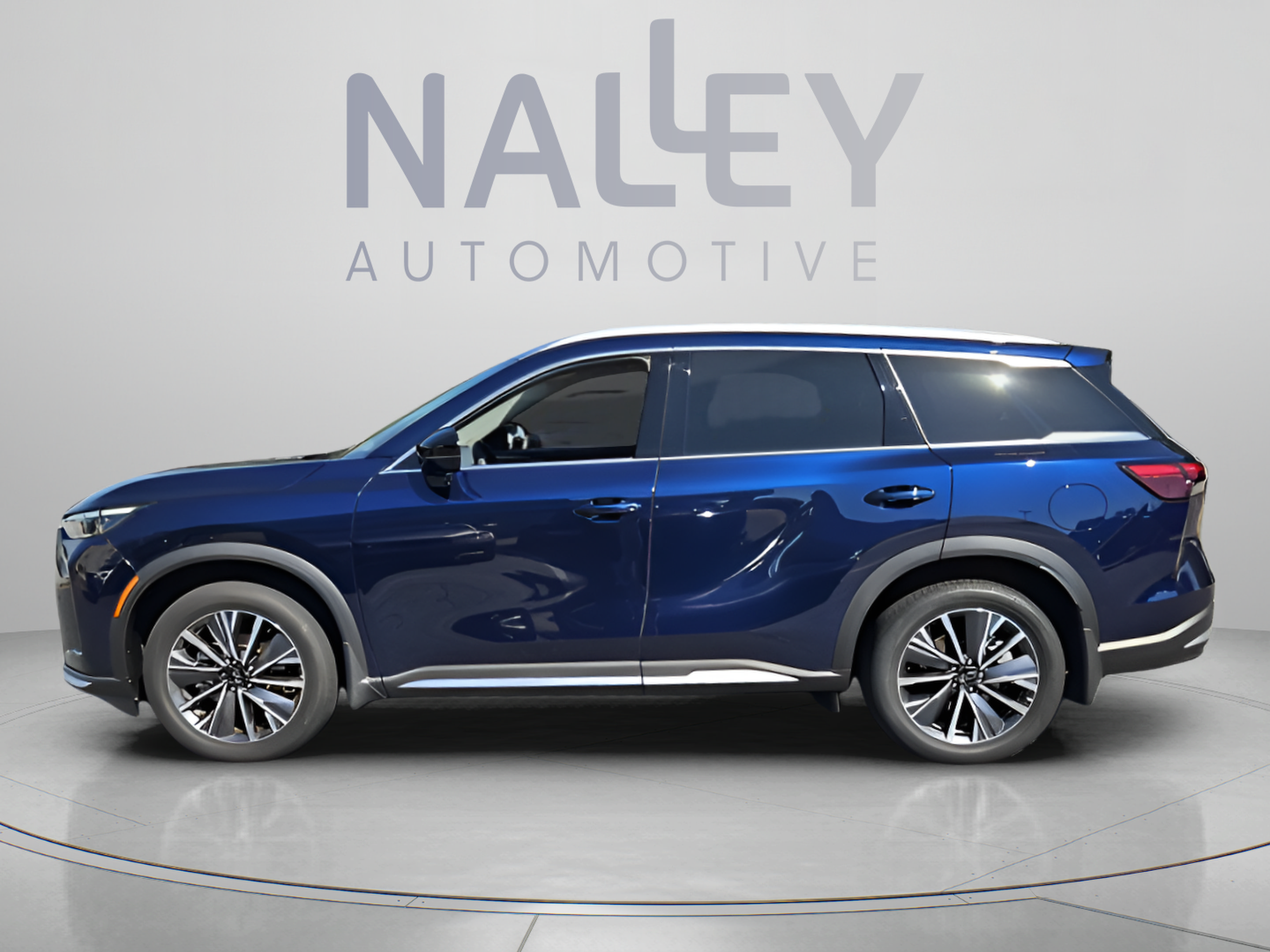 Used 2026 INFINITI QX60 Luxe w/ Cargo Package AWD/4WD image 2