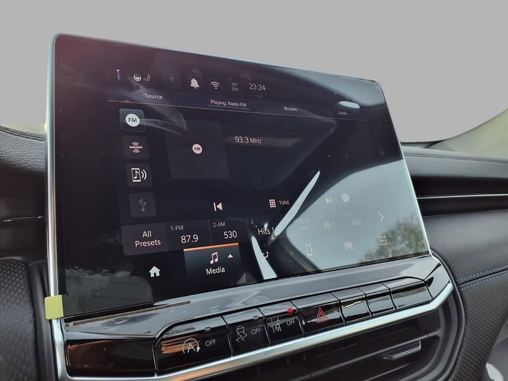 New 2026 Jeep Compass Latitude image 5