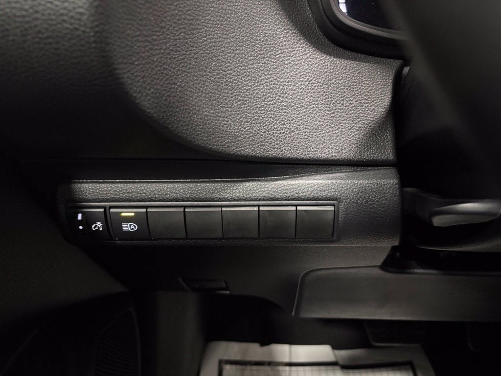 Used 2026 Toyota Corolla SE FWD image 17
