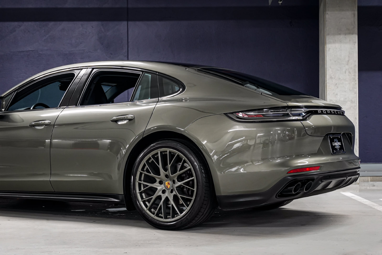 Used 2023 Porsche Panamera Platinum Edition RWD image 39
