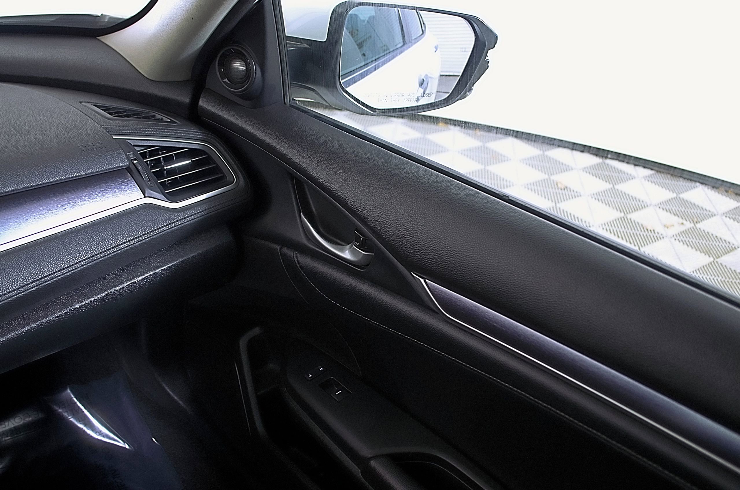 Used 2016 Honda Civic Touring image 18