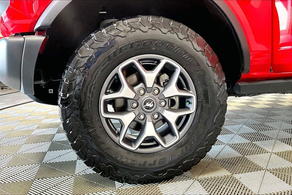 Used 2023 Ford Bronco Badlands image 8