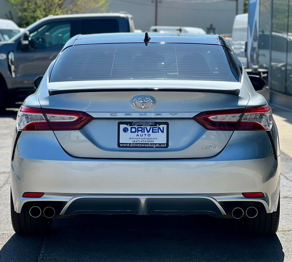 Used 2020 Toyota Camry XSE FWD image 4