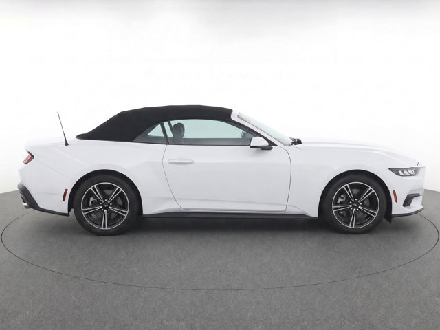 Used 2024 Ford Mustang Premium RWD image 8
