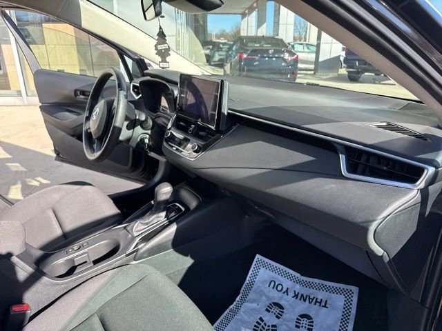 Used 2024 Toyota Corolla LE image 31