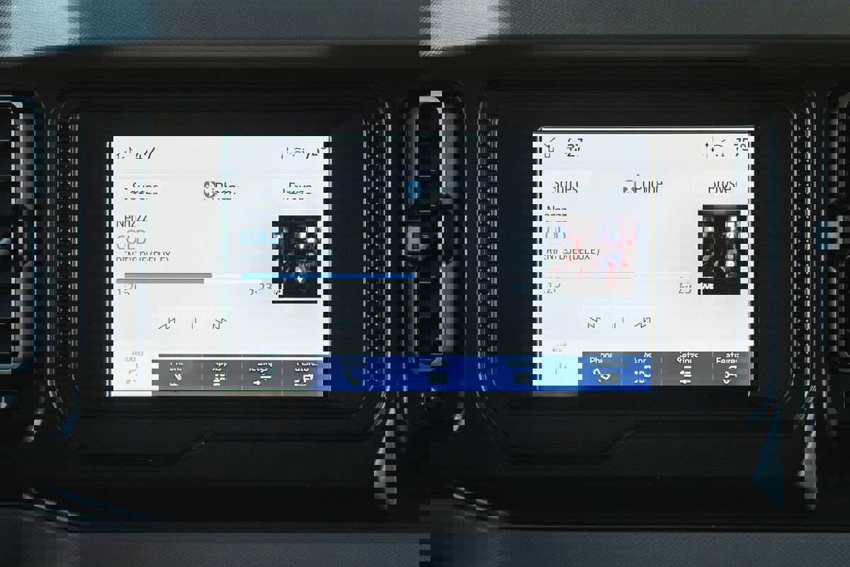 Used 2022 Ford Bronco 4-Door image 34