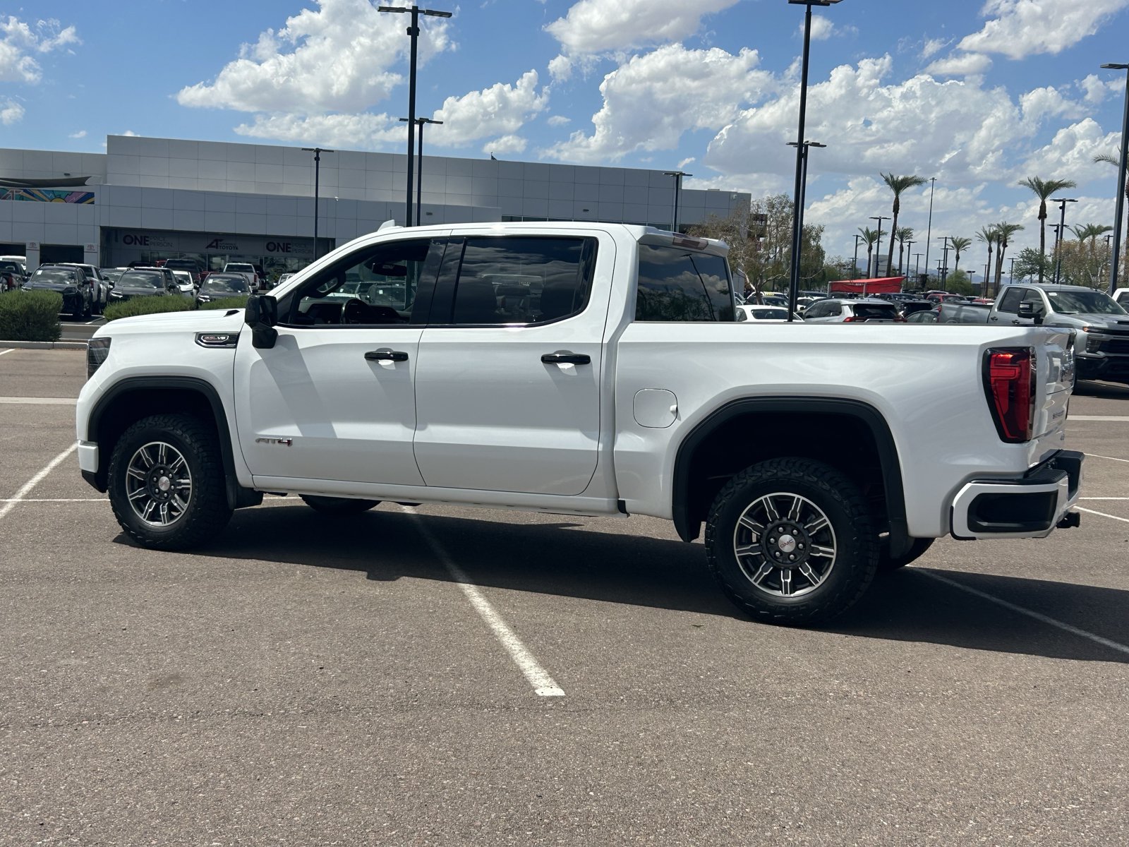 Certified 2025 GMC Sierra 1500 AT4 AWD/4WD image 3