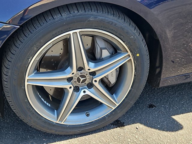 Used 2018 Mercedes-Benz E 300 image 25