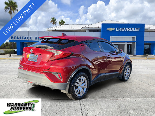Used 2019 Toyota C-HR LE FWD image 4
