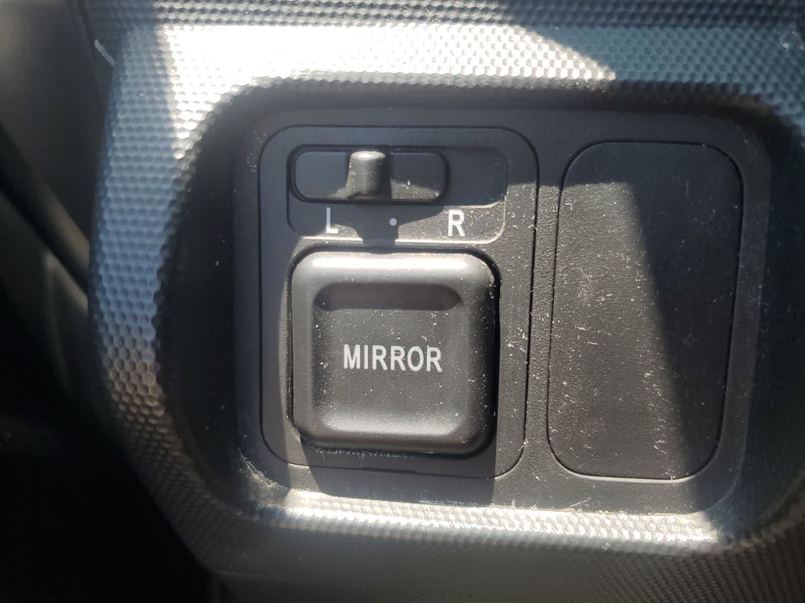 Used 2007 Honda Fit image 24