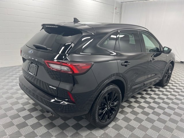 Used 2023 Ford Escape ST-Line Elite image 5