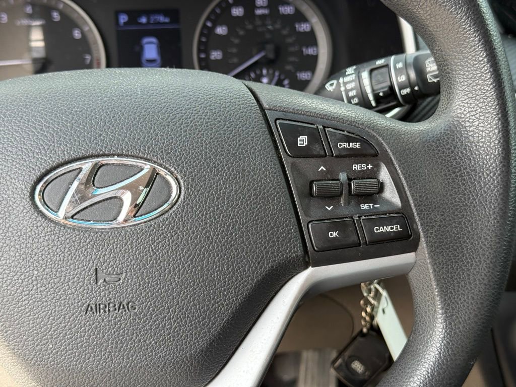 Used 2020 Hyundai Tucson SE image 16