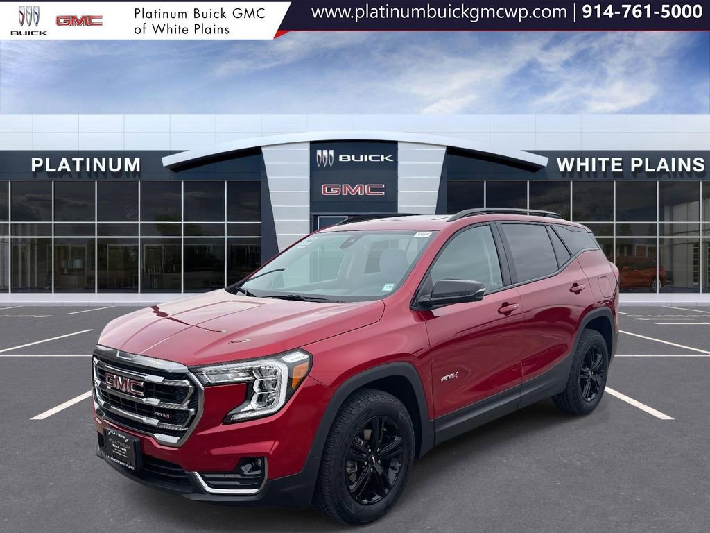 Used 2024 GMC Terrain AT4 image 4