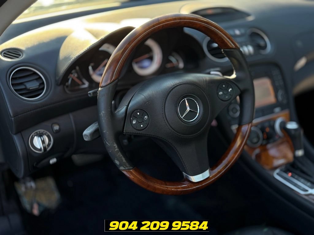 Used 2009 Mercedes-Benz SL 550 image 14