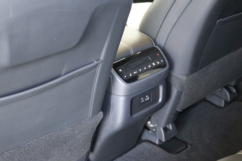 Certified 2025 INFINITI QX60 Luxe w/ Black Edition image 26