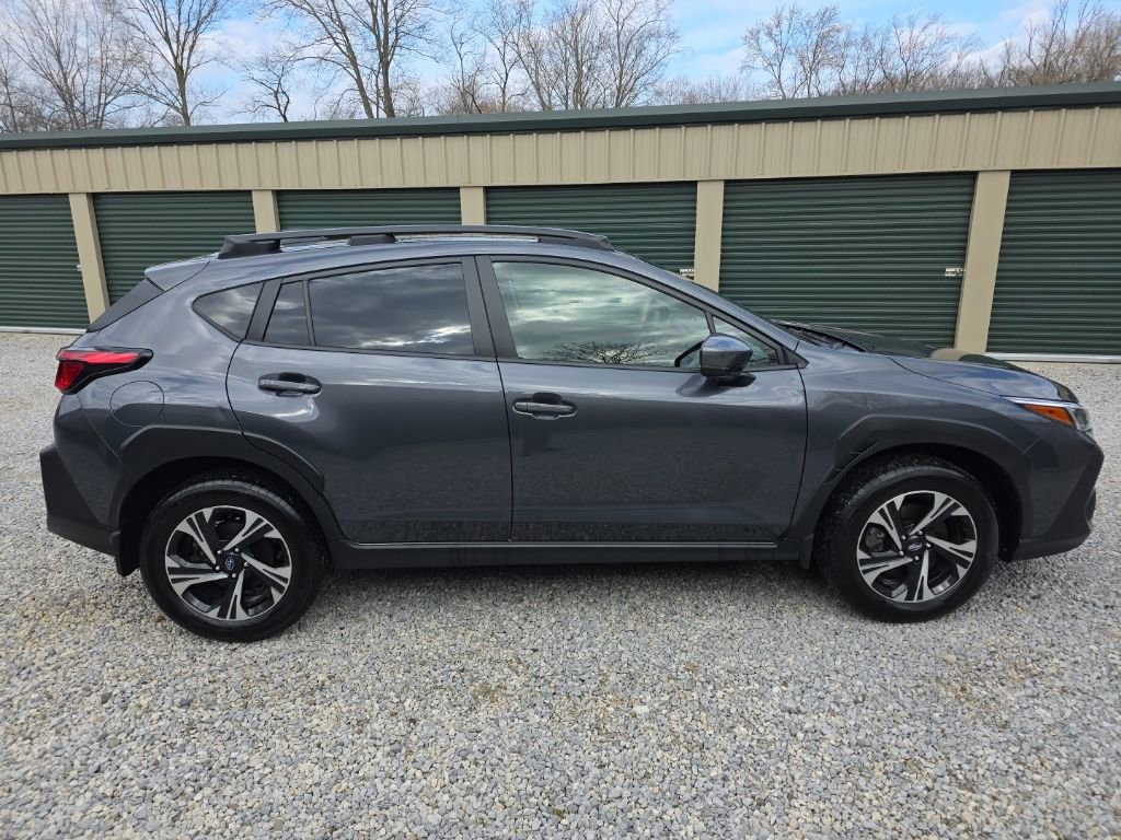 Used 2024 Subaru Crosstrek 2.0i Premium image 8