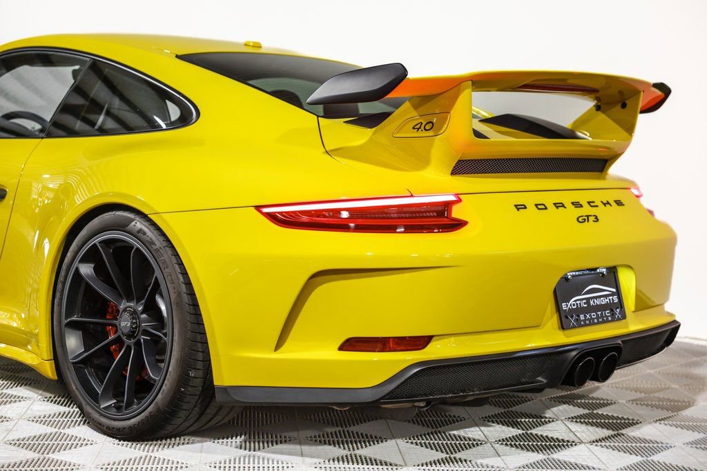 Used 2018 Porsche 911 GT3 w/ Sport Chrono Package image 17