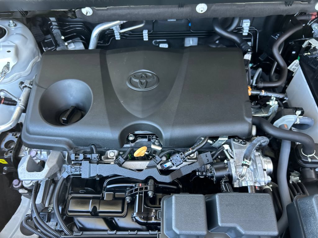 Certified 2022 Toyota RAV4 LE AWD/4WD image 23