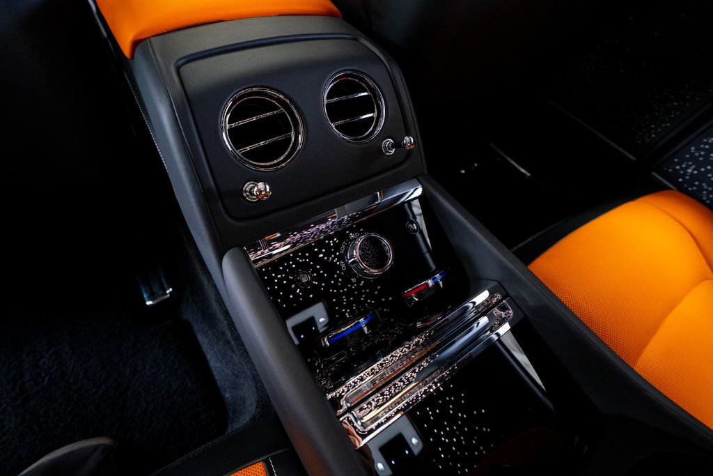 Used 2024 Rolls-Royce Spectre w/ Spectre Launch Package AWD/4WD image 48