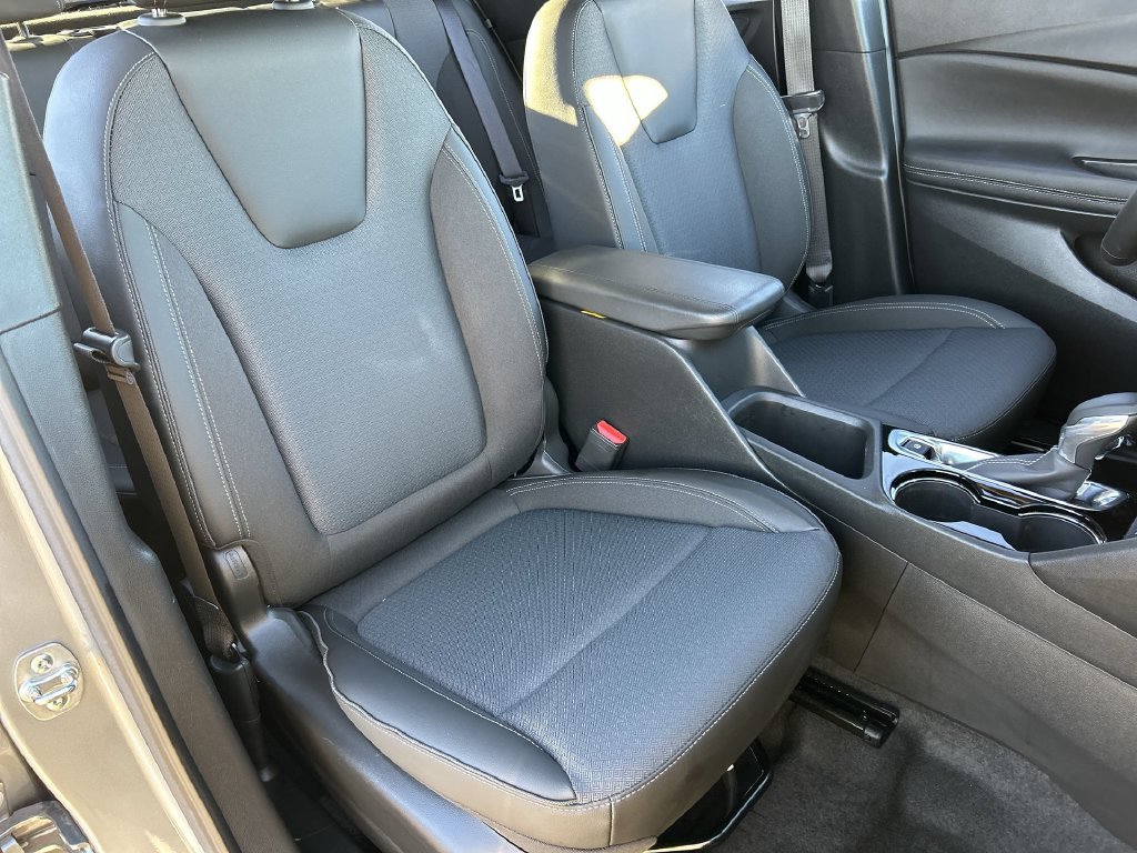 Used 2024 Buick Encore GX Preferred w/ Comfort Package FWD image 28