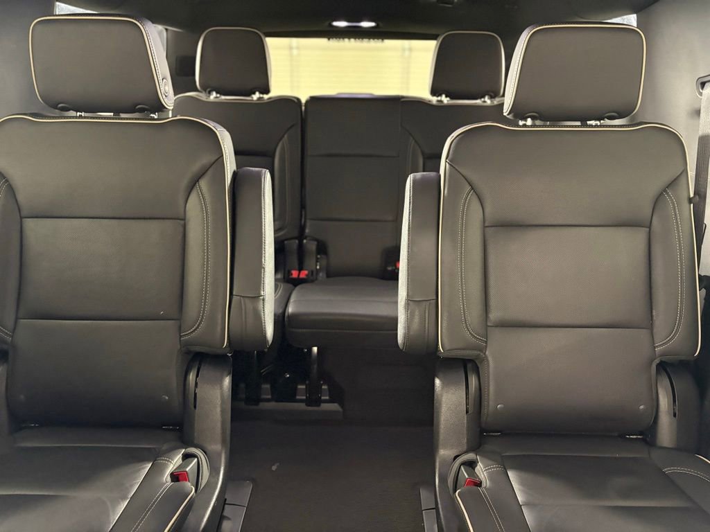Used 2023 Chevrolet Suburban Premier image 44