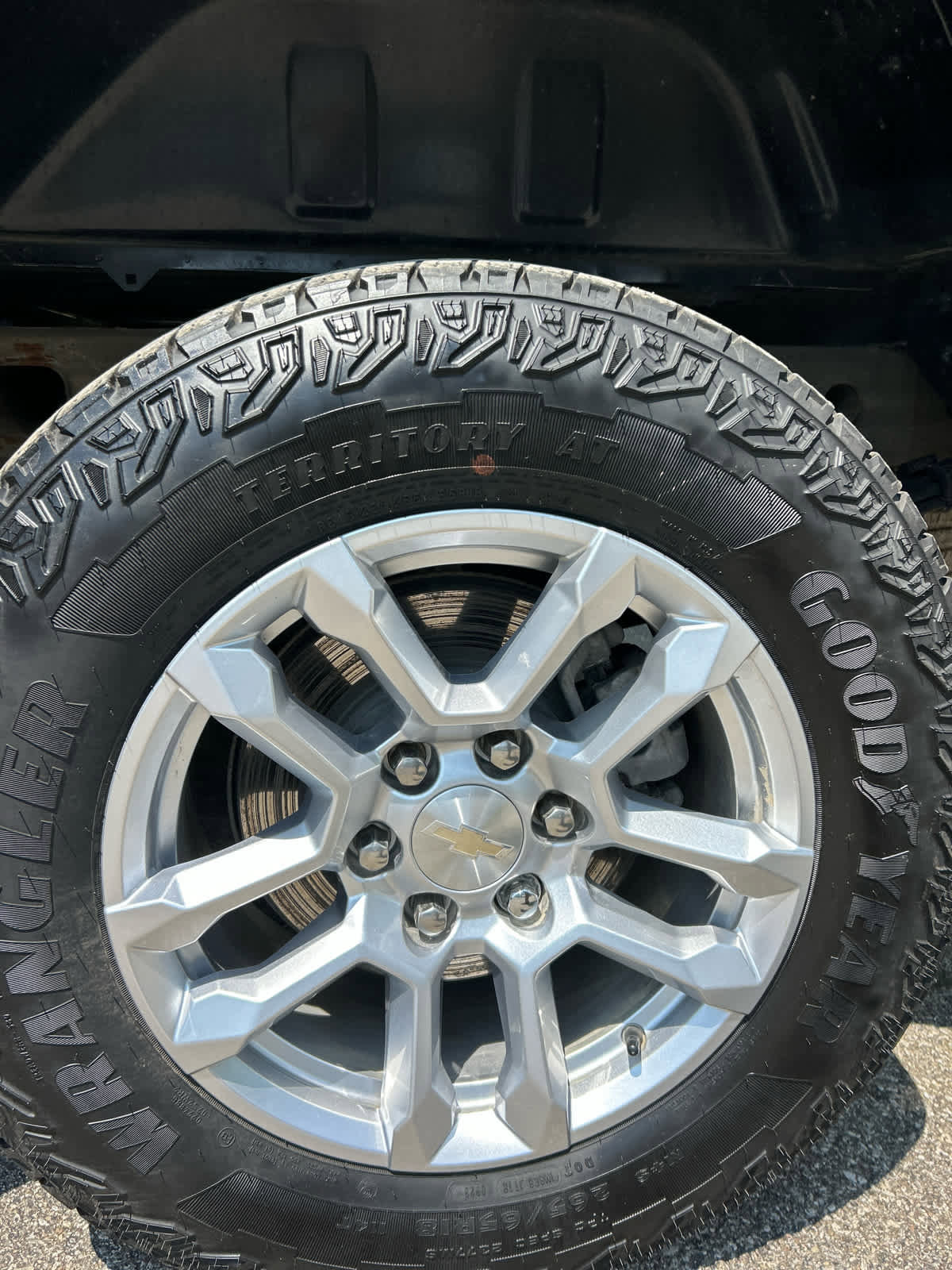 Used 2023 Chevrolet Silverado 1500 LT image 26