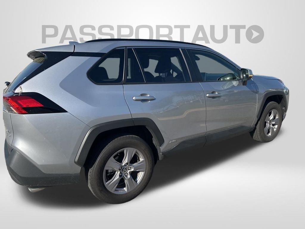 Certified 2025 Toyota RAV4 XLE w/ Convenience Package image 3