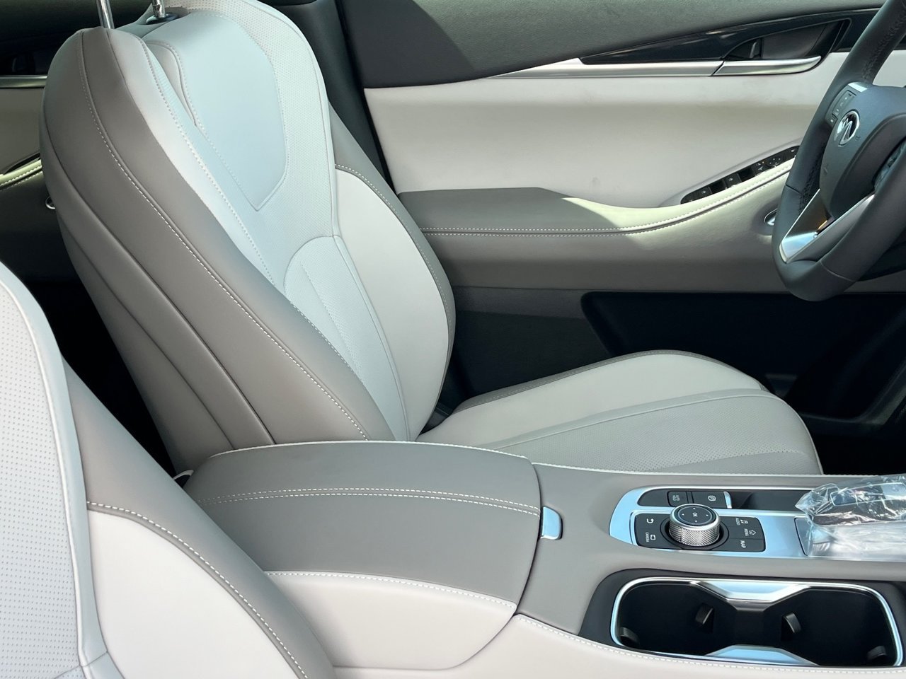 New 2027 INFINITI QX65 Sport AWD/4WD image 10