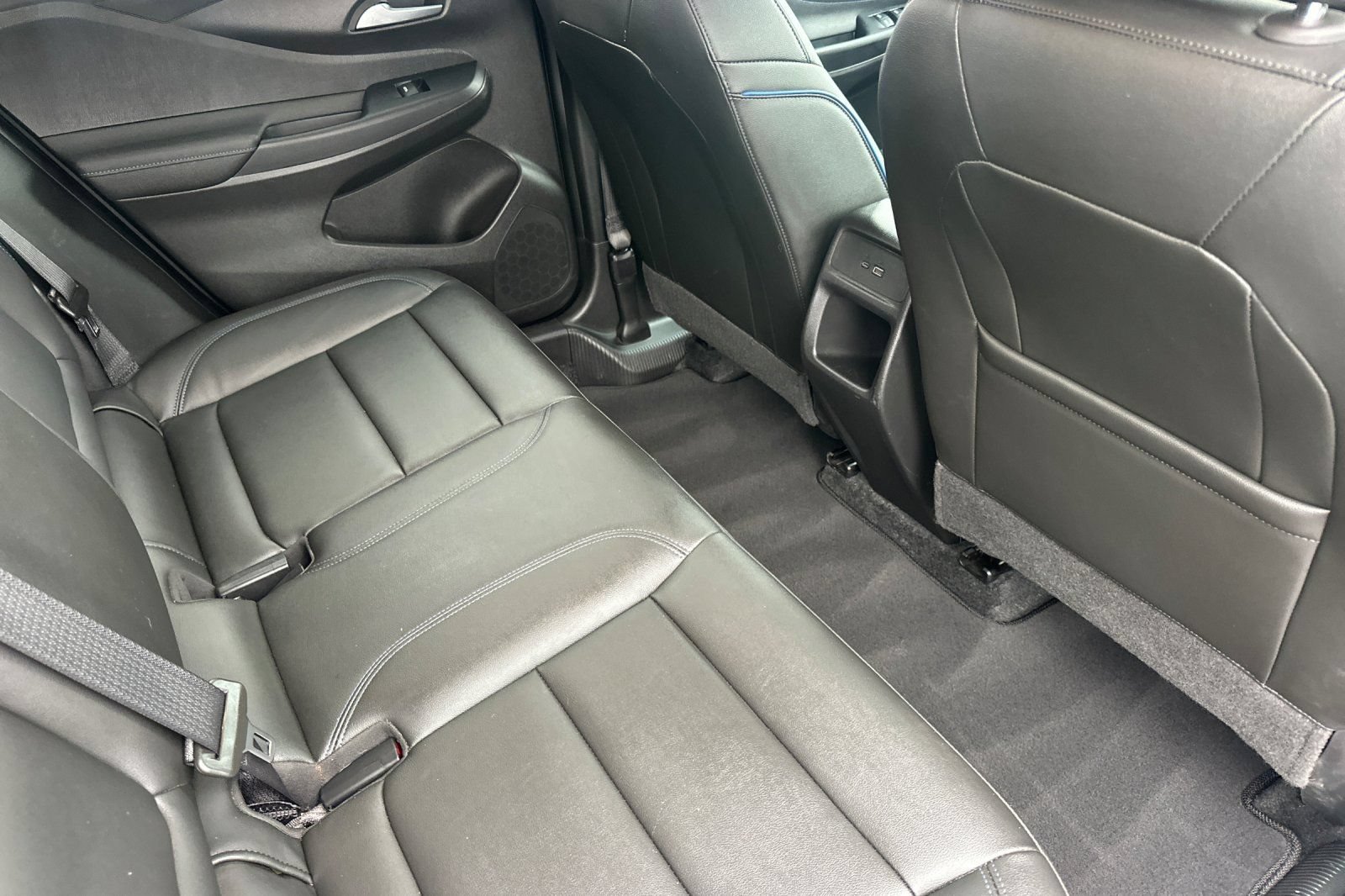 Used 2024 Buick Envista Sport Touring w/ Convenience II Package FWD image 18