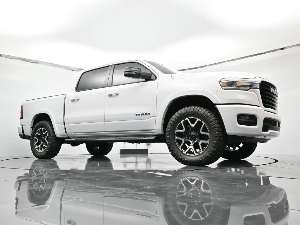 New 2025 RAM 1500 Laramie w/ Sport Appearance Package AWD/4WD image 37