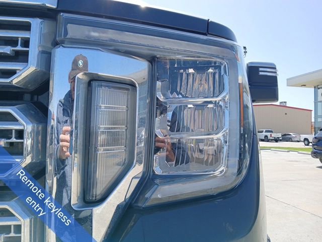 Used 2020 GMC Sierra 2500 Denali w/ Denali Ultimate Package image 4