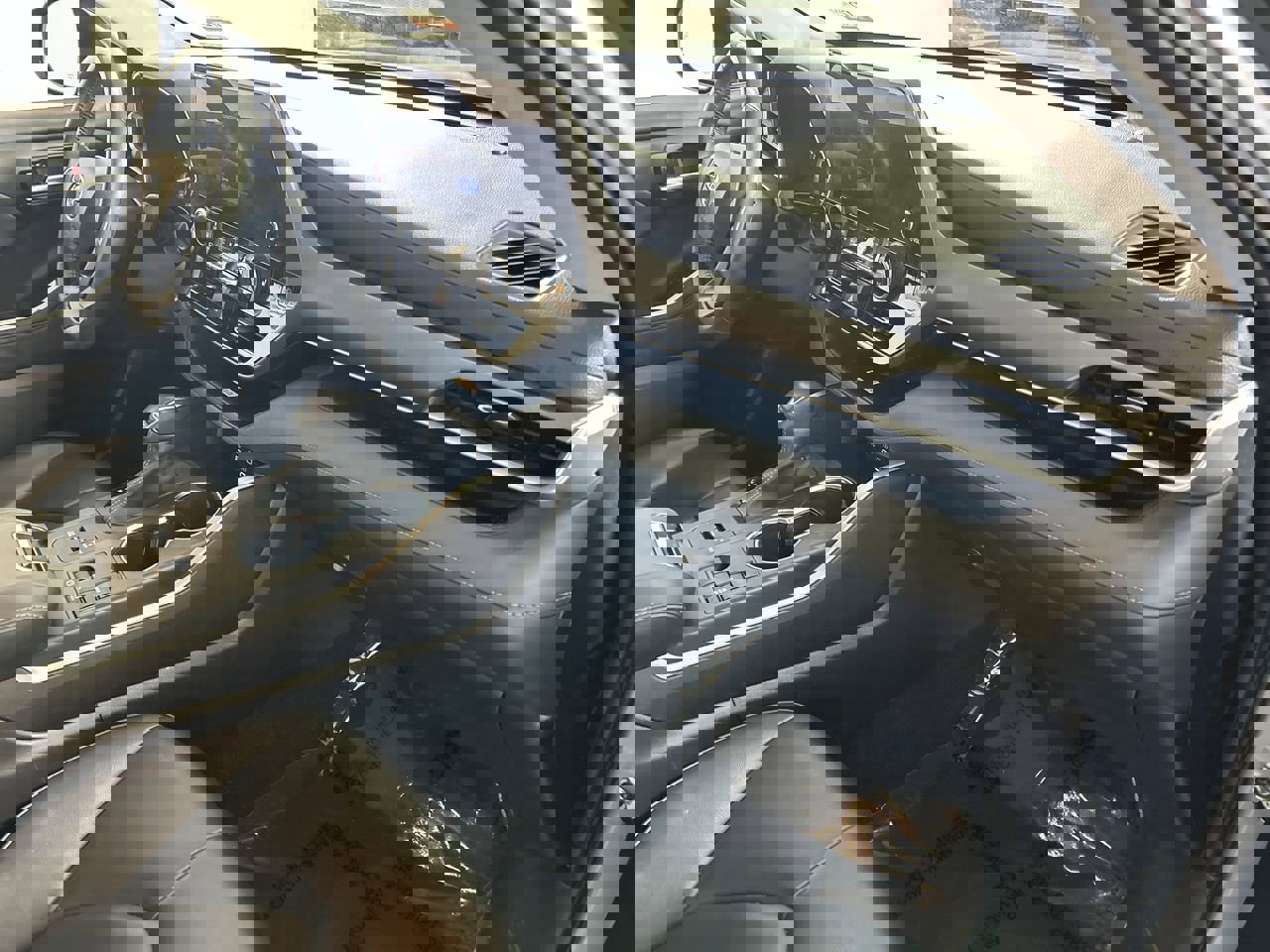 Used 2023 Toyota Highlander XLE image 27