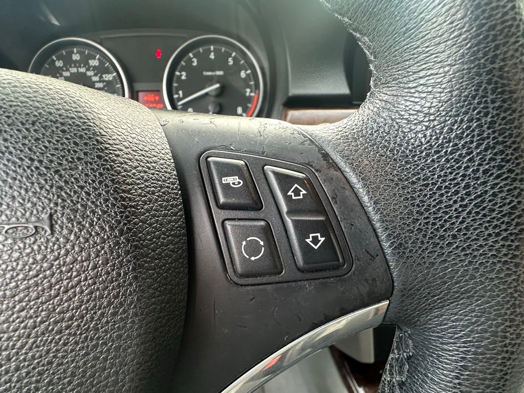 Used 2009 BMW 328i Convertible image 23