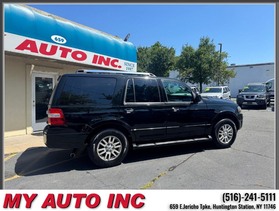 Used 2012 Ford Expedition Limited AWD/4WD image 2