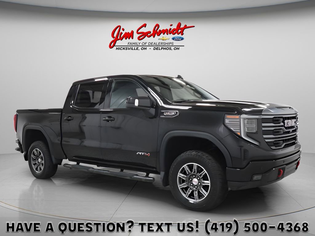 Used 2024 GMC Sierra 1500 AT4 w/ AT4 Preferred Package image 1