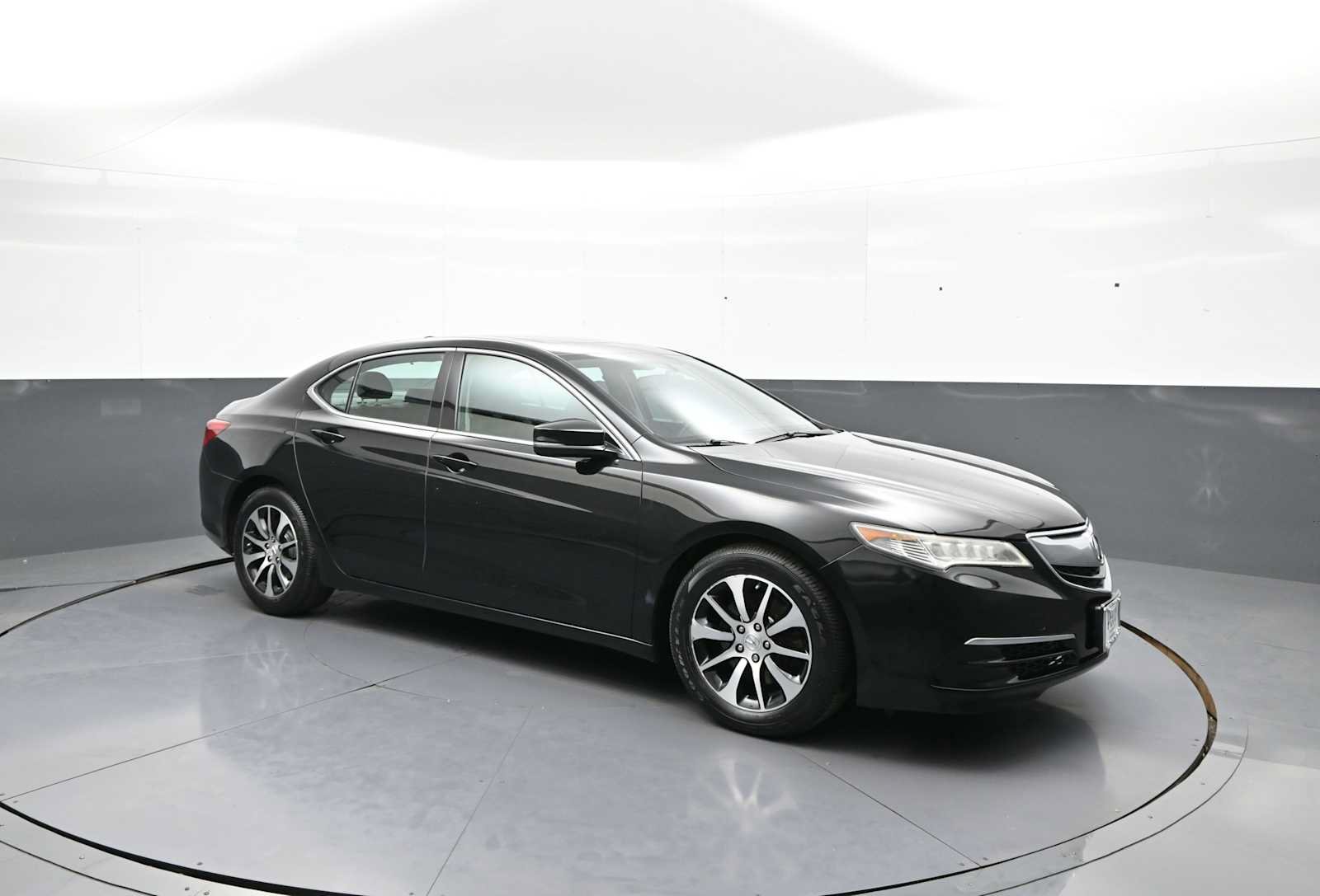 Used 2016 Acura TLX FWD image 3