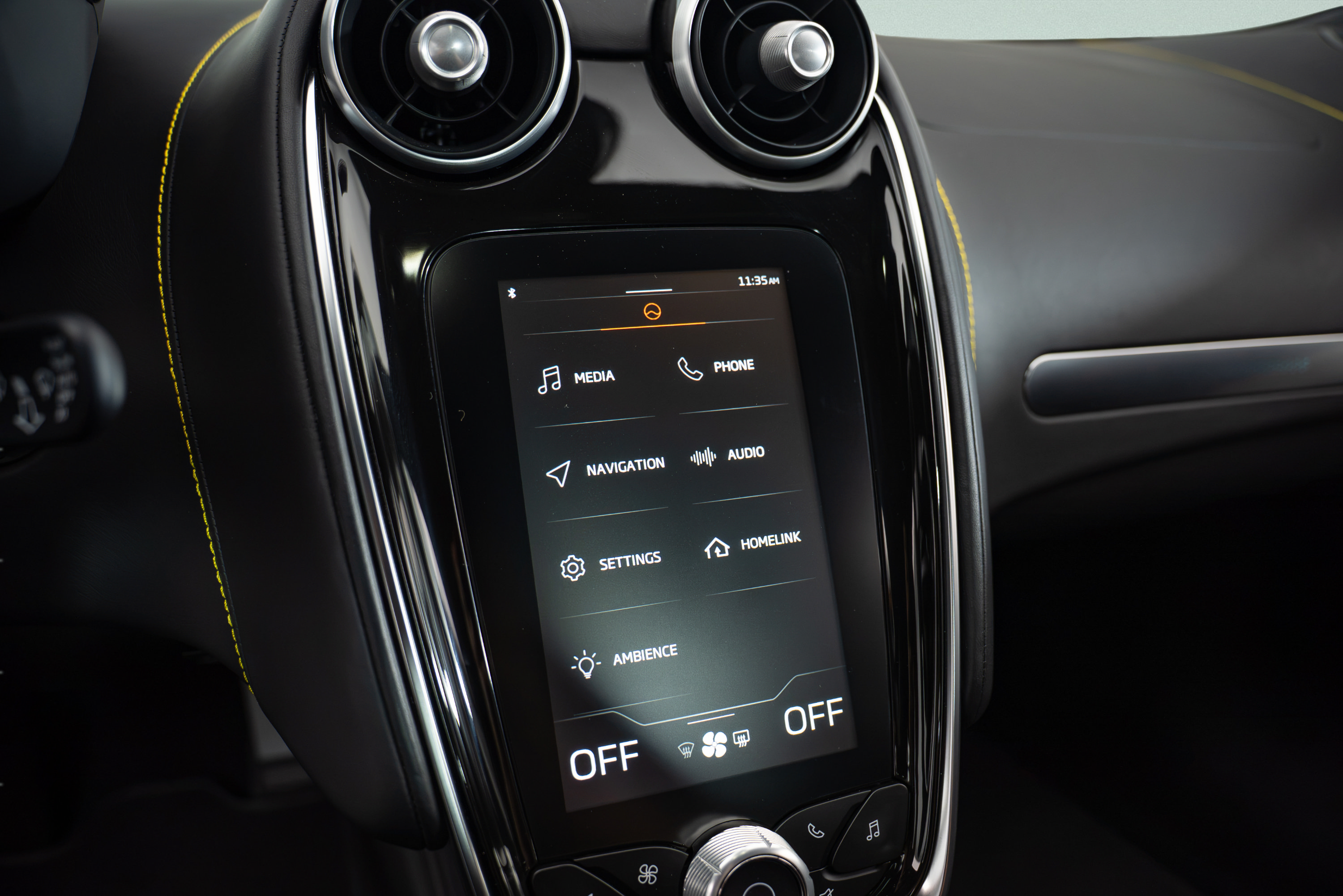 Used 2023 McLaren GT RWD image 13