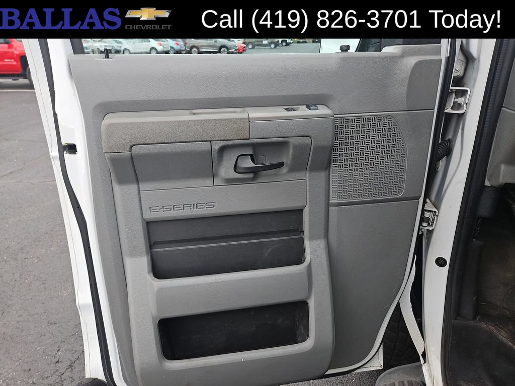 Used 2011 Ford E-350 and Econoline 350 XLT RWD image 21