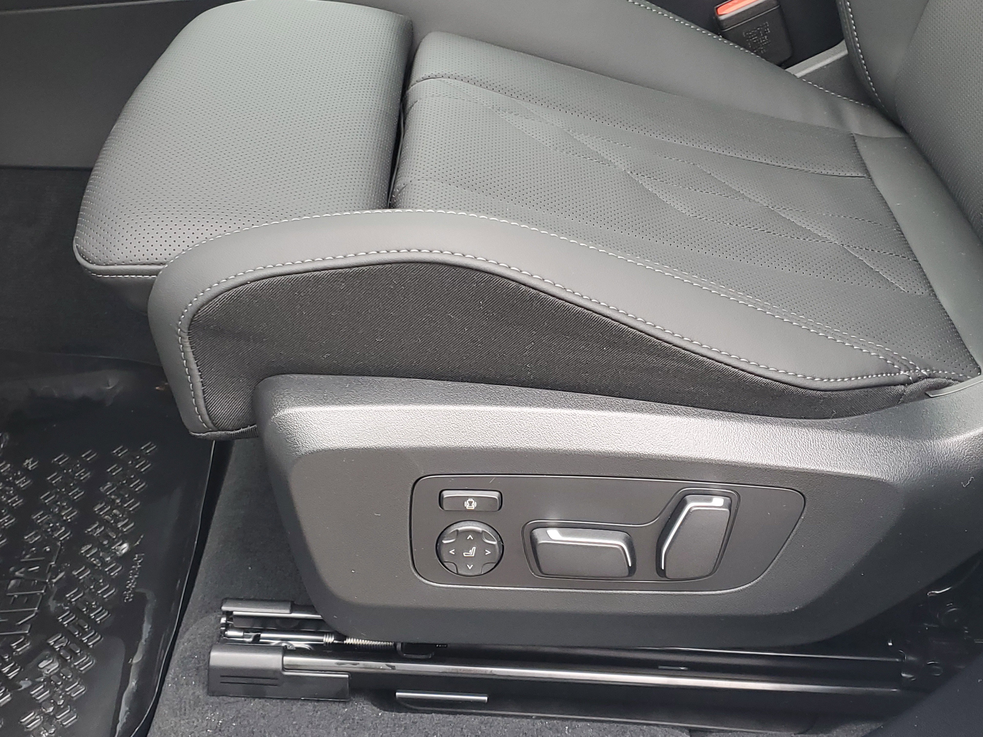 New 2026 BMW X3 xDrive30 w/ Premium Package image 10