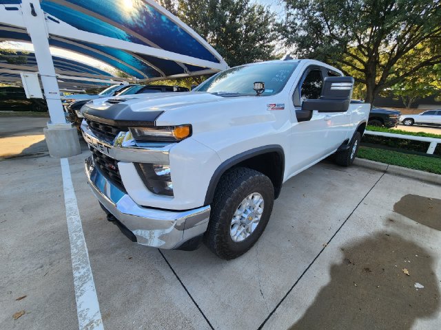 Used 2023 Chevrolet Silverado 2500 LT w/ Convenience Package AWD/4WD image 3