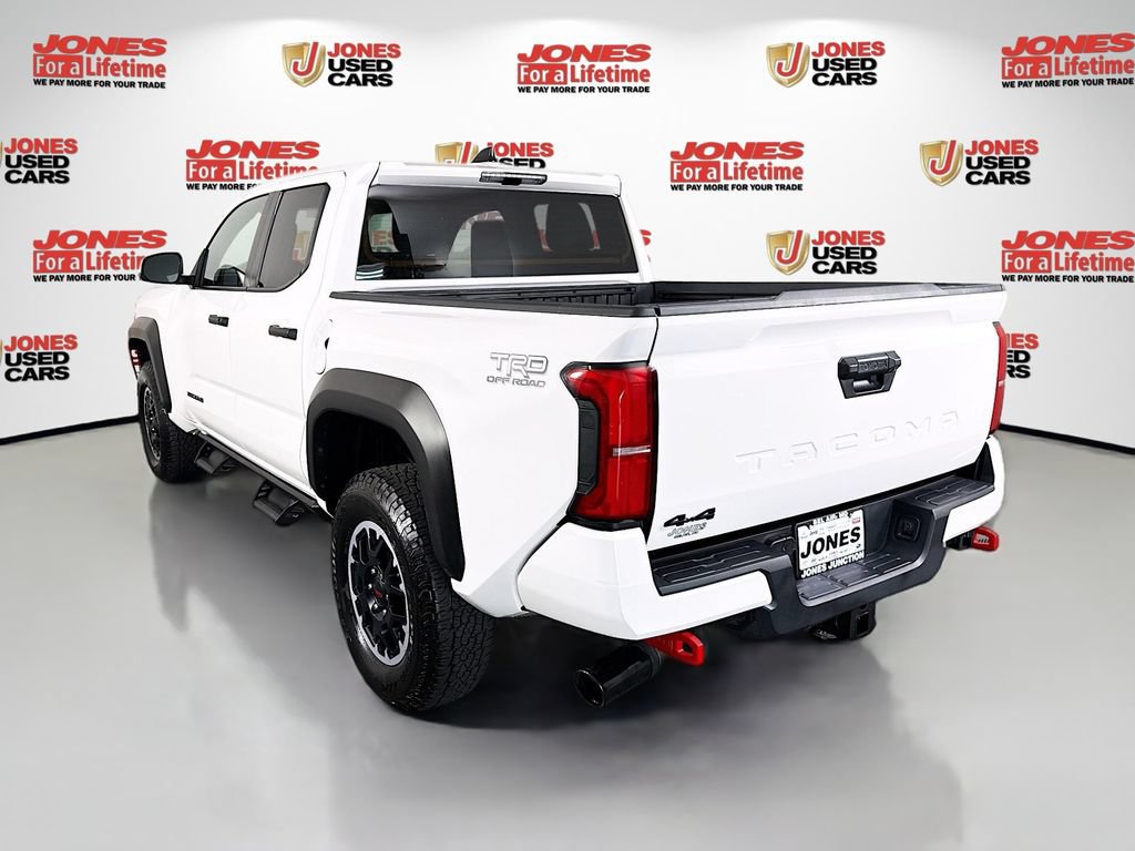 Used 2025 Toyota Tacoma TRD Off-Road AWD/4WD image 2