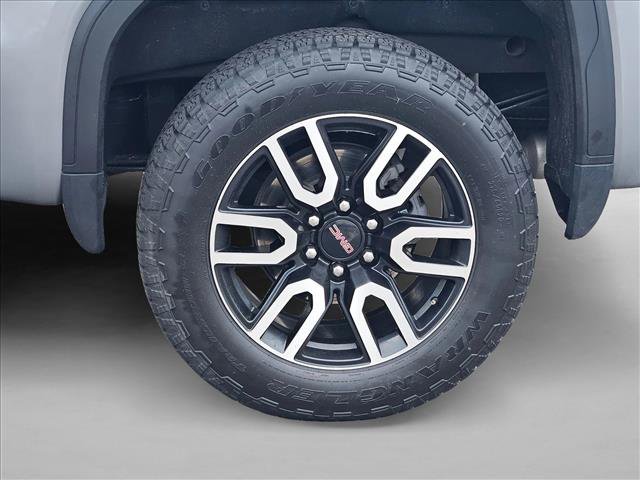 Used 2023 GMC Sierra 1500 AT4 w/ AT4 Premium Package video 4